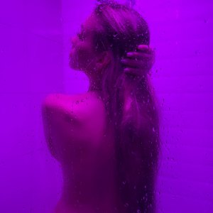 Listen to Хьюстон song with lyrics from Люся Чеботина