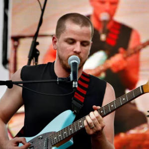 default playlist img