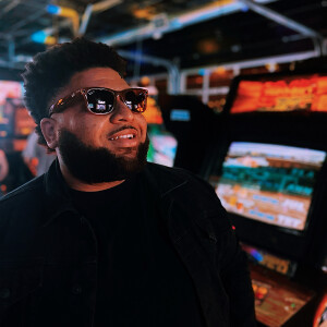 default playlist img