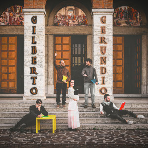 Listen to Sorriso arcaico song with lyrics from Gilberto