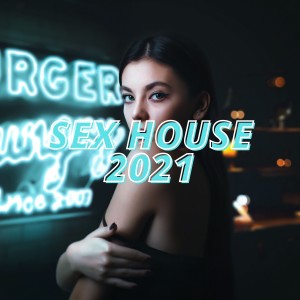 Dengarkan Castel Sinister (Lights Mix) lagu dari Oscar Senator dengan lirik