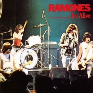 收聽Ramones的Blitzkrieg Bop歌詞歌曲