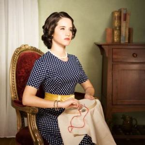 ดาวน์โหลดและฟังเพลง Monitor พร้อมเนื้อเพลงจาก Ximena Sarinana