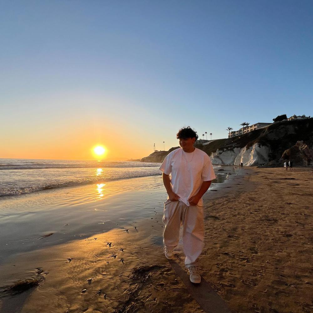 sunshine (feat. mikxypoo) (Explicit)