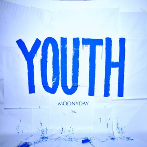 ดาวน์โหลดและฟังเพลง FOREVER YOUNG พร้อมเนื้อเพลงจาก Moonyday