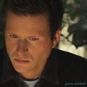 ดาวน์โหลดและฟังเพลง Charlie Brown (Instrumental) พร้อมเนื้อเพลงจาก Gavin Mikhail