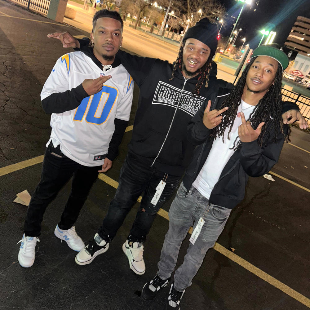 Like dat (feat. Herm & Otw russ) (Explicit)