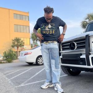 ดาวน์โหลดและฟังเพลง Get Them Loads (Explicit) พร้อมเนื้อเพลงจาก Bg Sonny