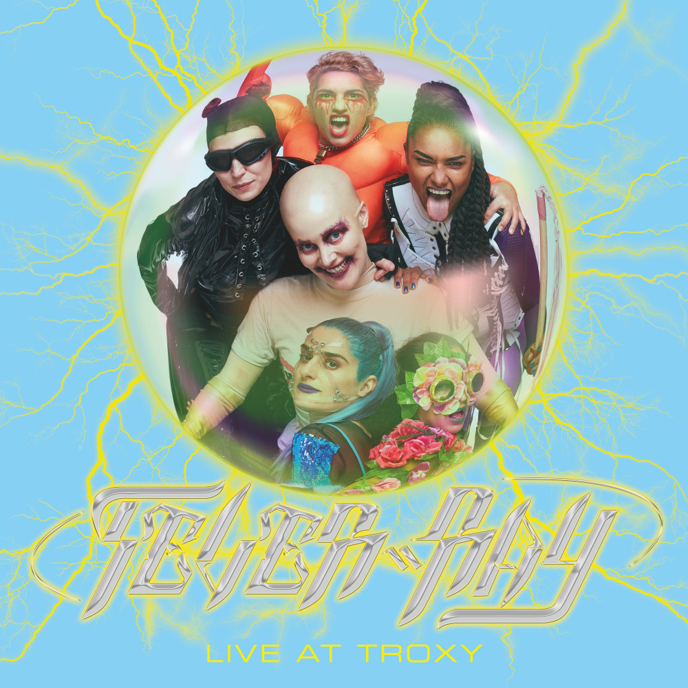 Triangle Walks (Live)