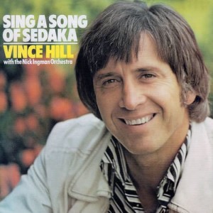 ดาวน์โหลดและฟังเพลง Laughter in the Rain (with The Nick Ingman Orchestra) [2017 Remastered Version] (2017 Remaster) พร้อมเนื้อเพลงจาก Vince Hill