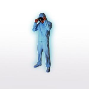 收聽Emilove的Me Muevo En Silencio歌詞歌曲