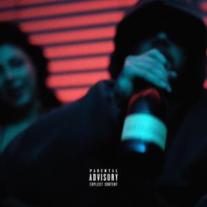 ดาวน์โหลดและฟังเพลง BAD BITCH (Explicit) พร้อมเนื้อเพลงจาก Chrystal