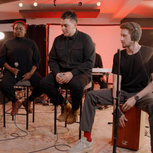 BAHA'I INSPIRED的專輯Mona (feat. Karim Rushdy & Andrea McLean) [HIP HOP SESSIONS]