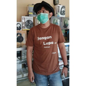 Dengarkan lagu Sekolah Ramah nyanyian The Firo and Friends dengan lirik