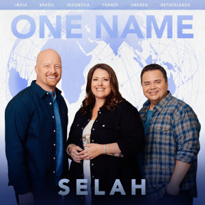 Listen to Glória E Aleluia song with lyrics from Selah