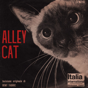 收听Bent Fabric的Alley Cat歌词歌曲