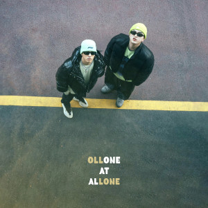 Olltii的專輯OLLONE AT ALLONE