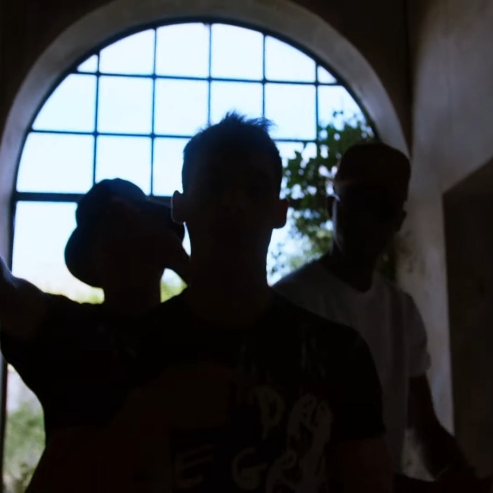 Pasajera (feat. Pinto) (Explicit)
