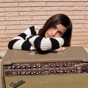 ดาวน์โหลดและฟังเพลง A Song for You พร้อมเนื้อเพลงจาก Onnie