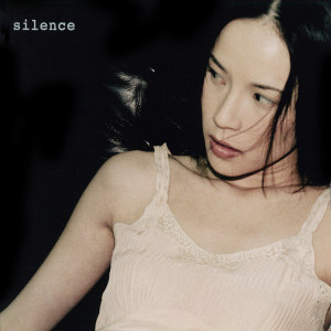 ดาวน์โหลดและฟังเพลง Silence พร้อมเนื้อเพลงจาก 杨乃文