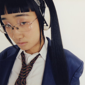 Dengarkan Passed Me By lagu dari Yaeji dengan lirik