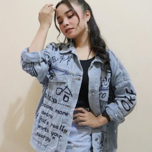 Dengarkan lagu Dermaga Biru (Full Koplo Pargoy) nyanyian Tasya Rosmala dengan lirik