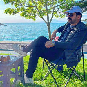收聽Hozan Reşo的HÈDİ BAJO UZUN HAVA歌詞歌曲