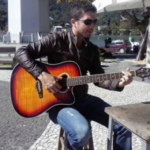 收聽Sobrevivente Nato的Uns Versos Pra Você歌詞歌曲