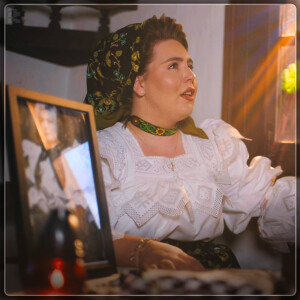 收听Ionut Lucian的Mamă De Când Ai Plecat歌词歌曲