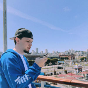 default playlist img