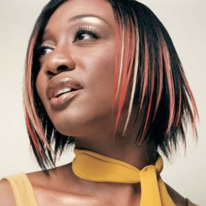 ดาวน์โหลดและฟังเพลง Gold (Single Mix) พร้อมเนื้อเพลงจาก Beverley Knight