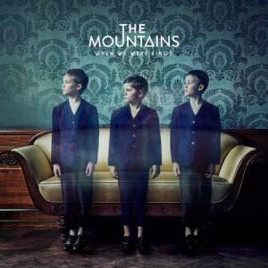 ดาวน์โหลดและฟังเพลง Champagne Sadness พร้อมเนื้อเพลงจาก The Mountains