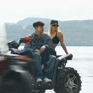 收聽Kidd Blue的TYSON (Explicit)歌詞歌曲