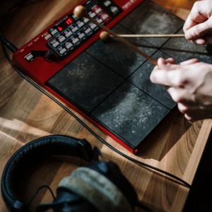 default playlist img