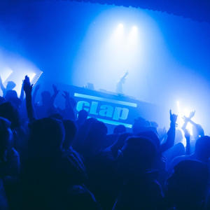 收聽Yepes的Nit de Clap歌詞歌曲