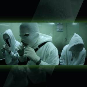 Listen to Hei Se Xiang Zi Jing song with lyrics from Dough-Boy