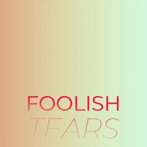 Dengarkan lagu Here Comes That Song Again nyanyian The Velvets dengan lirik