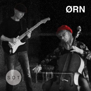 收聽Seint Opp Tidlig的Ørn歌詞歌曲