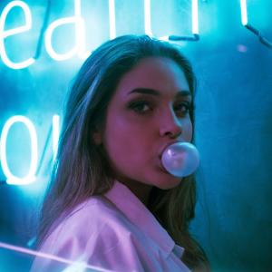 ดาวน์โหลดและฟังเพลง Megan (Explicit) พร้อมเนื้อเพลงจาก Mac Gregory