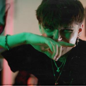 收聽Shezzy的coolio (feat. nohat) (Explicit)歌詞歌曲