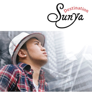 ดาวน์โหลดและฟังเพลง Summer Story... พร้อมเนื้อเพลงจาก Sunya