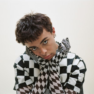 收聽Isaac Dunbar的comme des garçons (like the boys)歌詞歌曲