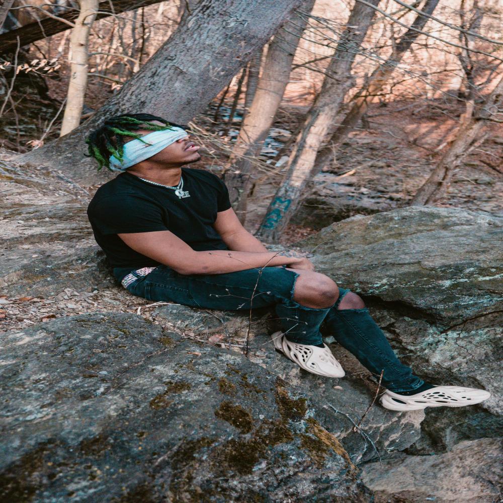 IM HIM (feat. Skinnyfromthe9) (Explicit)