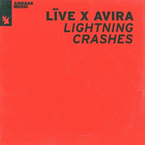 Lightning Crashes dari Live