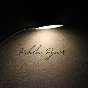 ดาวน์โหลดและฟังเพลง Pehla Pyaar พร้อมเนื้อเพลงจาก Arun Topal