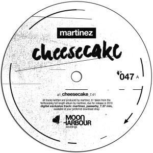 Dengarkan Gourmet (Extended 12" Mix) lagu dari Martinez dengan lirik