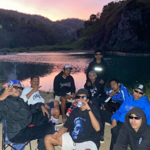 ดาวน์โหลดและฟังเพลง Chears พร้อมเนื้อเพลงจาก Smokey OG