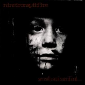 收聽Nineironspitfire的Undone歌詞歌曲