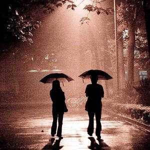 Listen to Ai Qing Xiang Mi Gong song with lyrics from 小静电音
