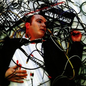 ดาวน์โหลดและฟังเพลง We Are Electronix พร้อมเนื้อเพลงจาก Corrugated Tunnel
